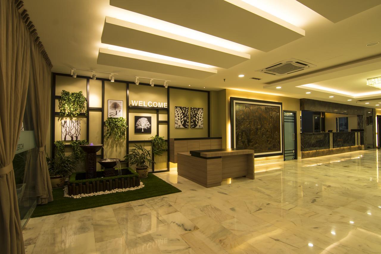 Hotel Anika Keluang Zewnętrze zdjęcie